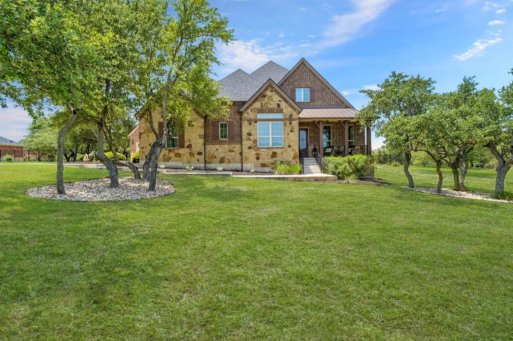 9400 Stratus Drive Dripping Springs TX 78620