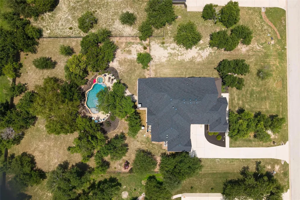 9400 Stratus Drive Dripping Springs TX 78620