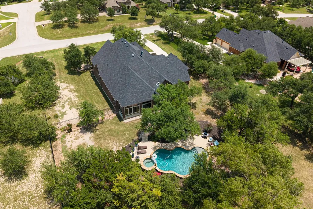9400 Stratus Drive Dripping Springs TX 78620