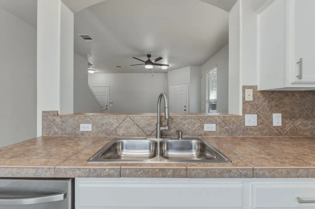 10608 Plains Trail Austin TX 78758