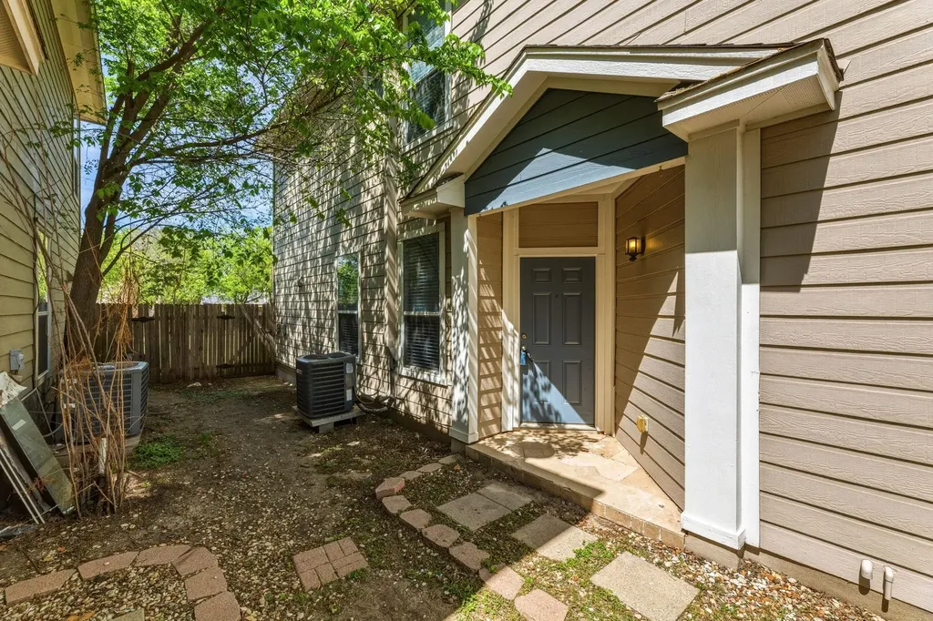 10608 Plains Trail Austin TX 78758