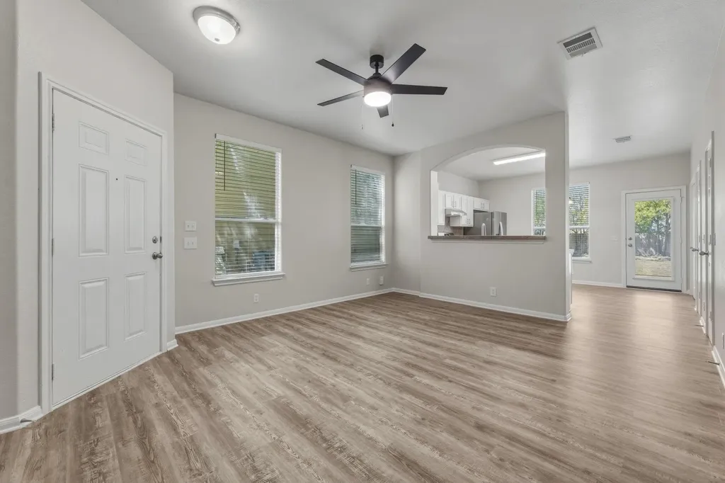 10608 Plains Trail Austin TX 78758