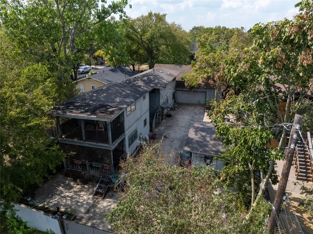 1112 Terry Drive Austin TX 78721