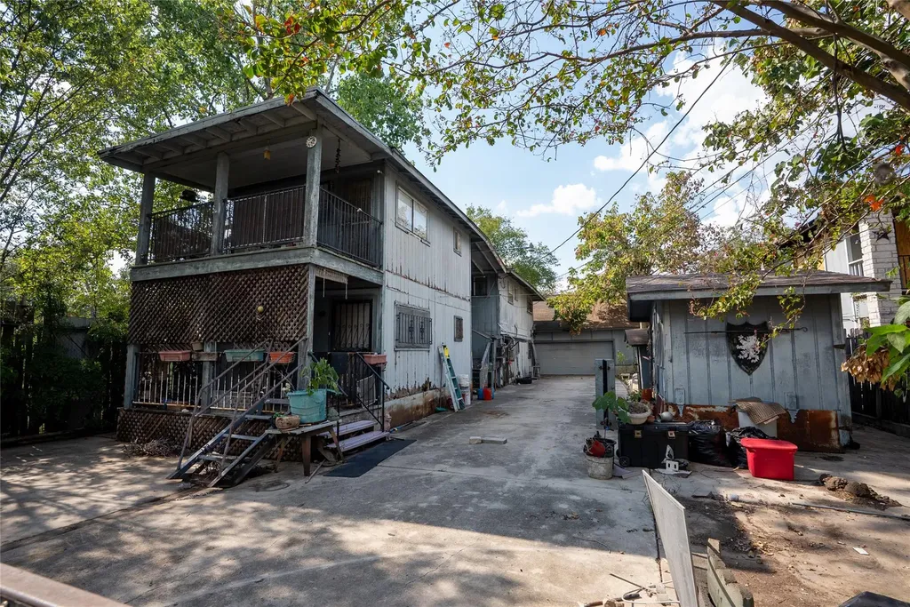 1112 Terry Drive Austin TX 78721