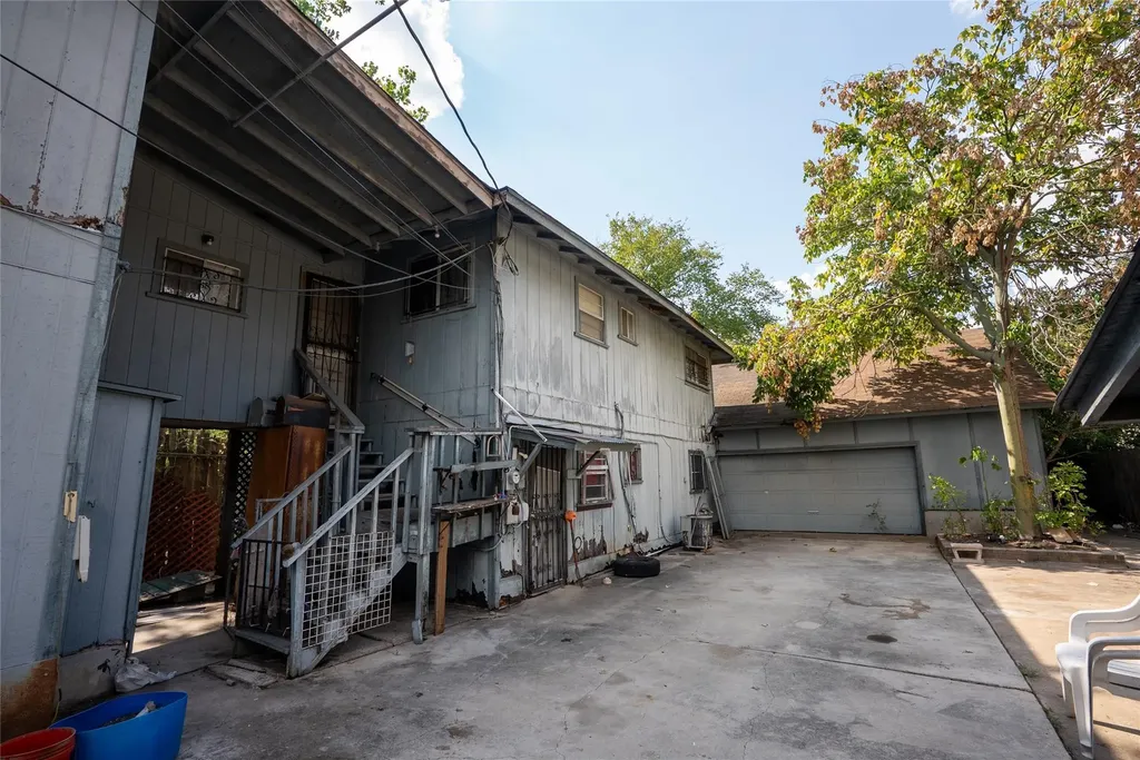 1112 Terry Drive Austin TX 78721