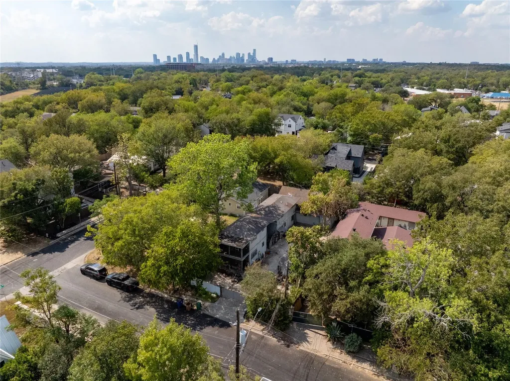 1112 Terry Drive Austin TX 78721