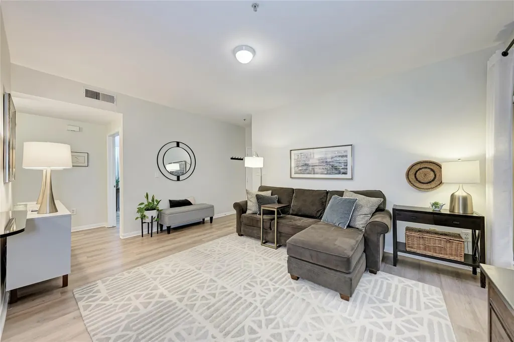 2209 Hancock Drive Austin TX 78756