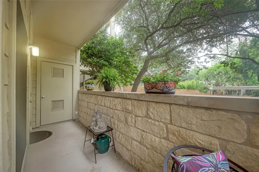 2209 Hancock Drive Austin TX 78756