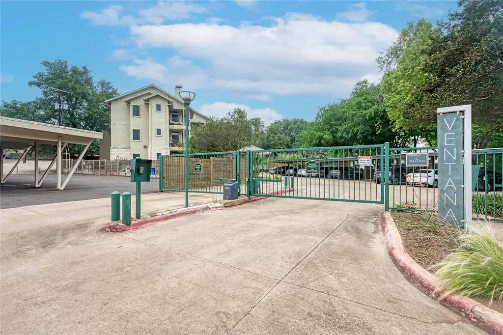 2209 Hancock Drive Austin TX 78756