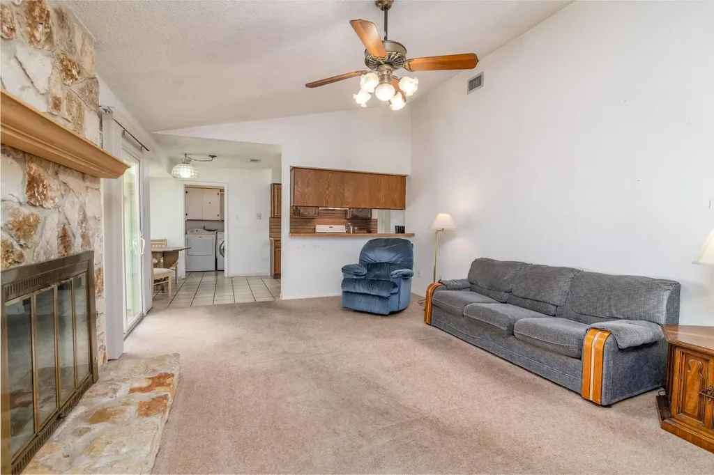 6106 Yellow Rose Cove Austin TX 78749