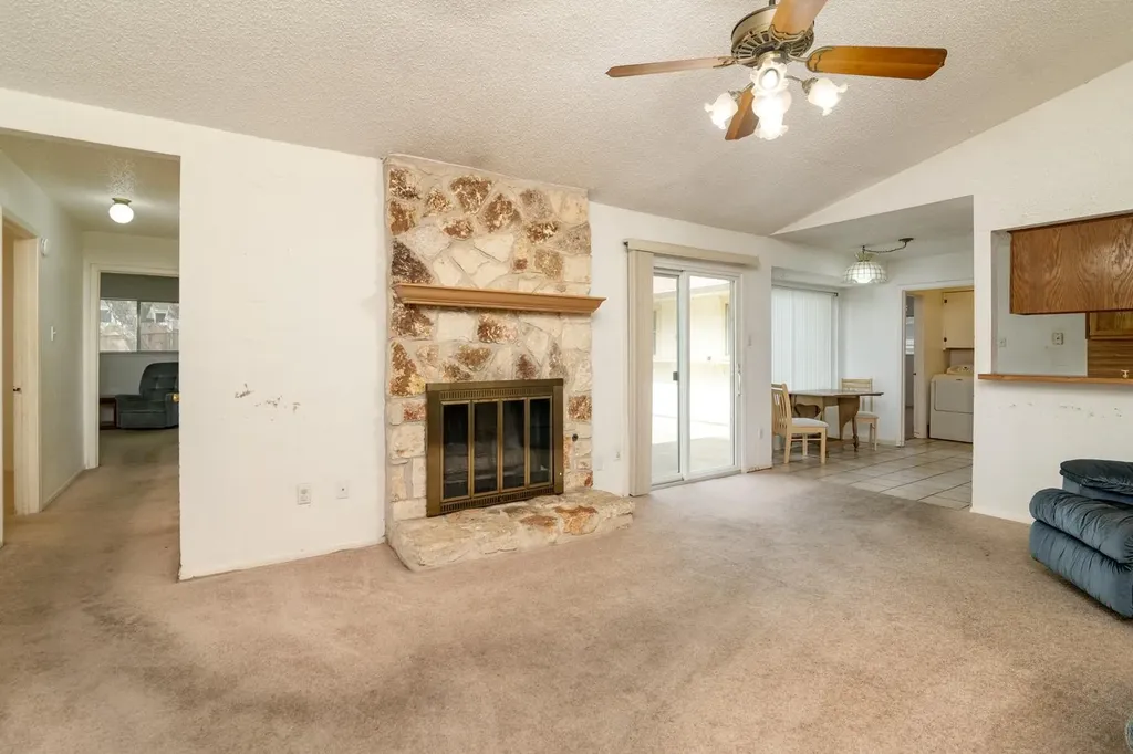 6106 Yellow Rose Cove Austin TX 78749
