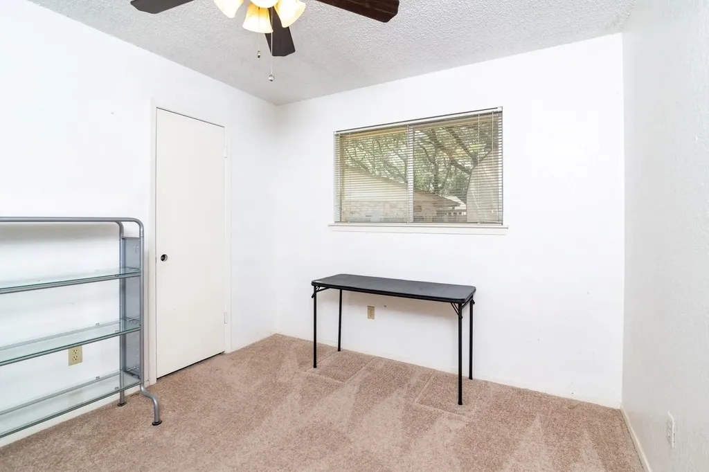6106 Yellow Rose Cove Austin TX 78749