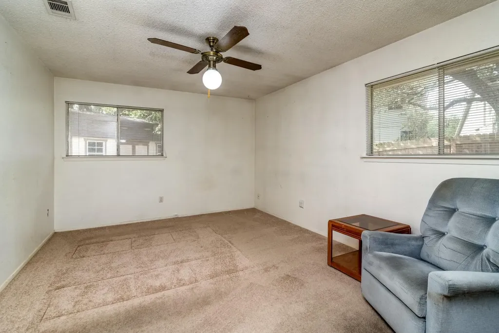 6106 Yellow Rose Cove Austin TX 78749
