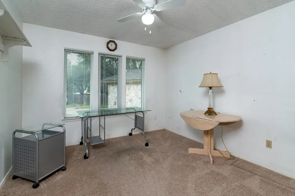 6106 Yellow Rose Cove Austin TX 78749