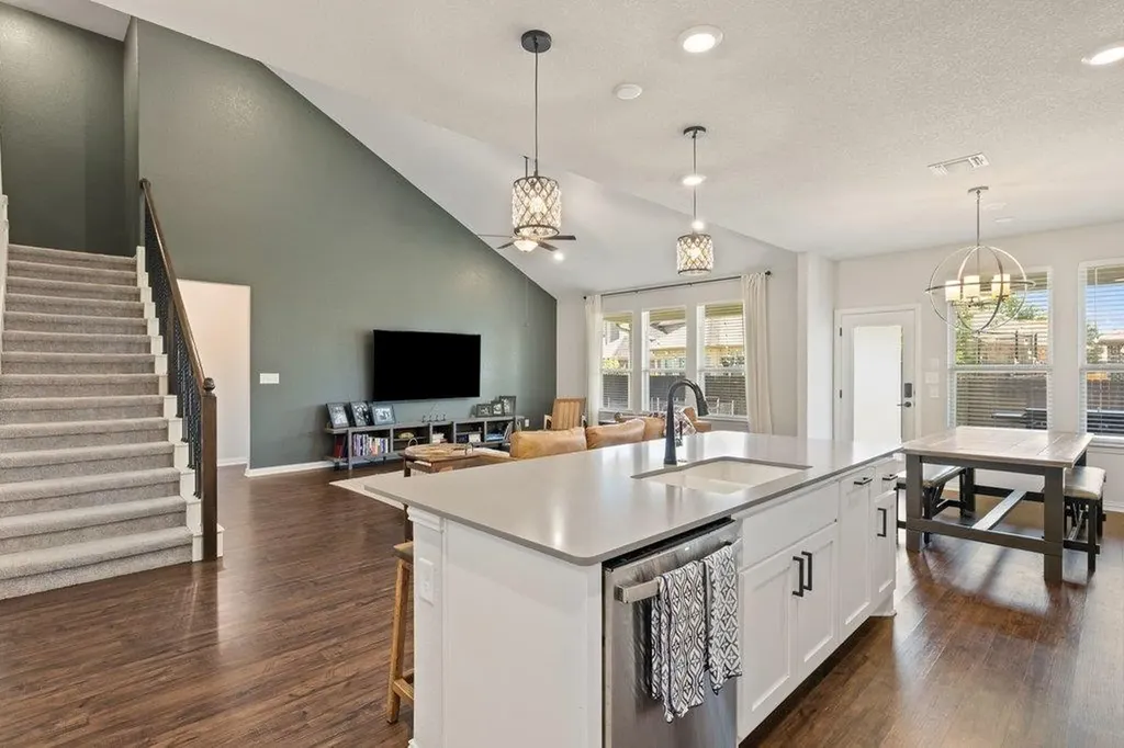 3307 Columbus Way Round Rock TX 78665