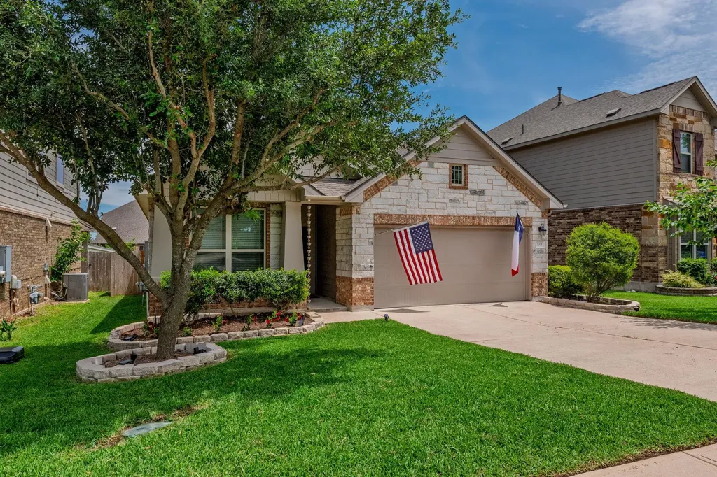 2701 Auburn Chestnut Lane Pflugerville TX 78660