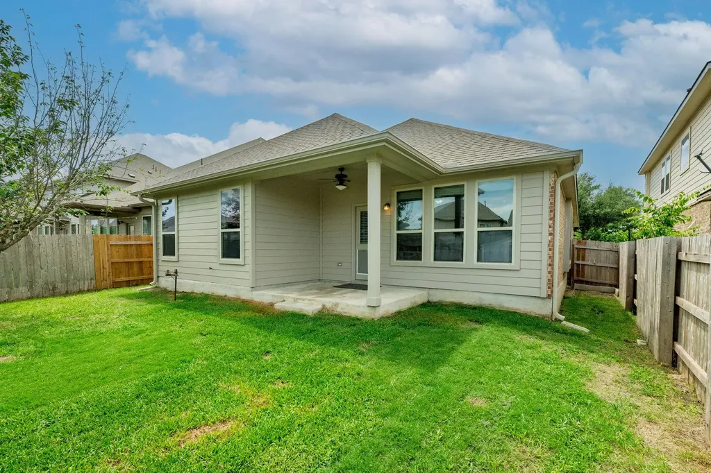 2701 Auburn Chestnut Lane Pflugerville TX 78660