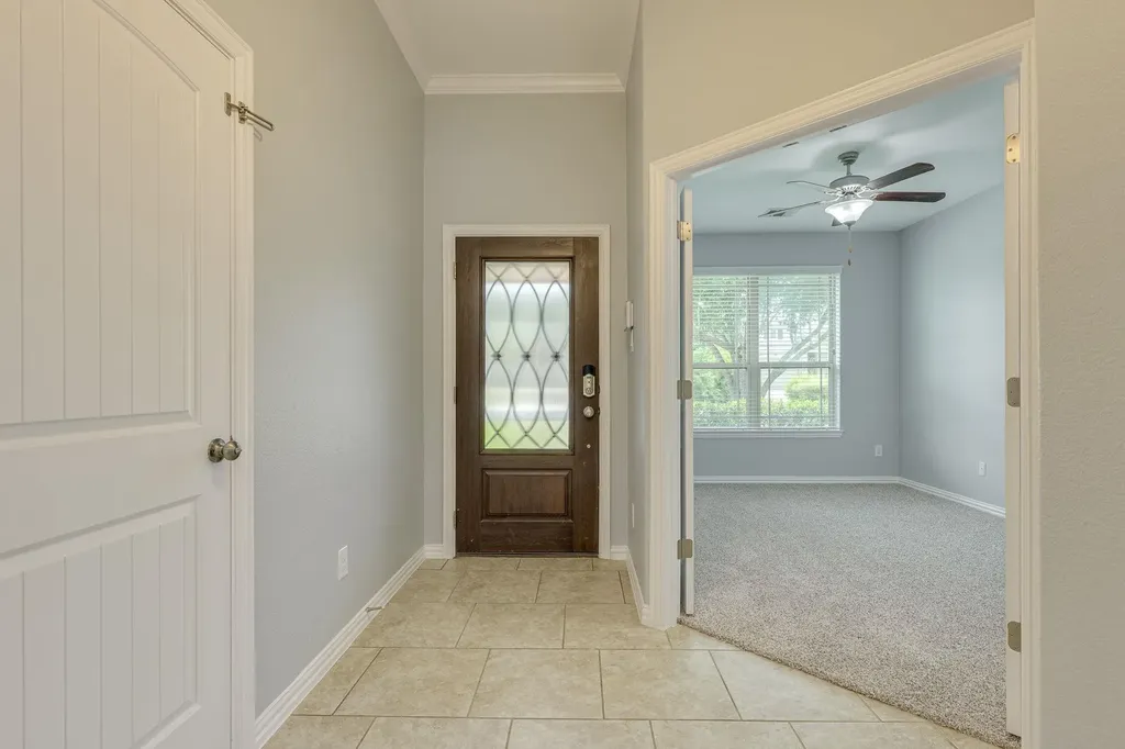 2701 Auburn Chestnut Lane Pflugerville TX 78660