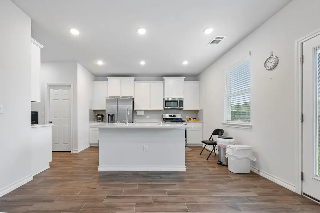 6605 Folsom Avenue Pflugerville TX 78660