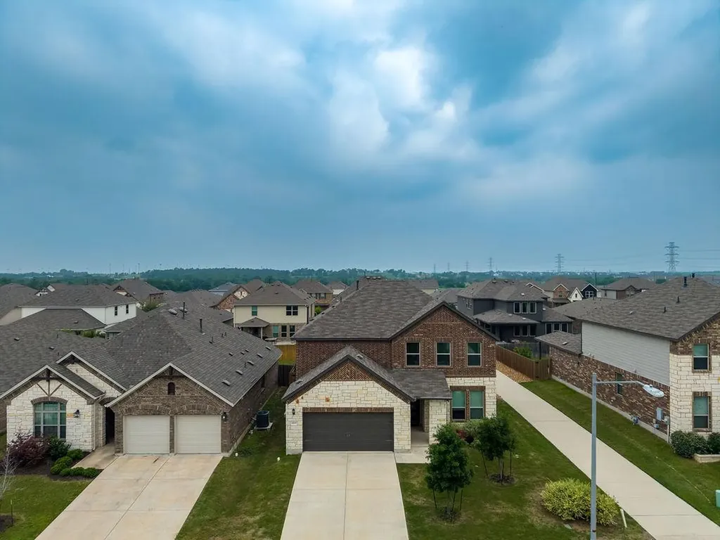 6605 Folsom Avenue Pflugerville TX 78660