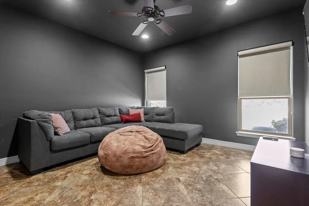 601 Pheasant Meadow Liberty Hill TX 78642