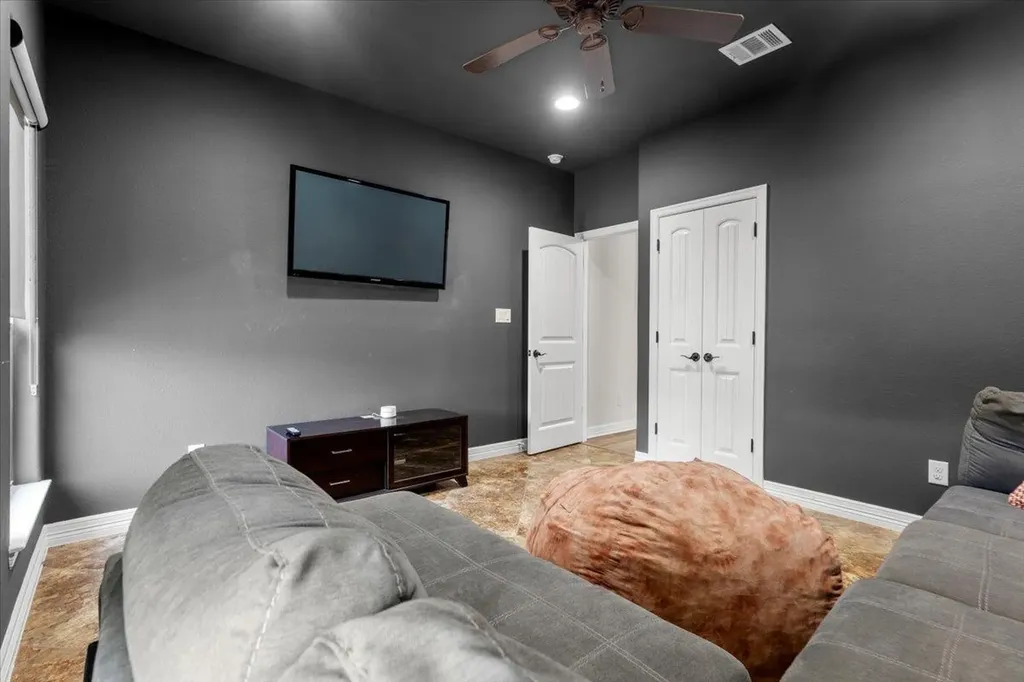 601 Pheasant Meadow Liberty Hill TX 78642