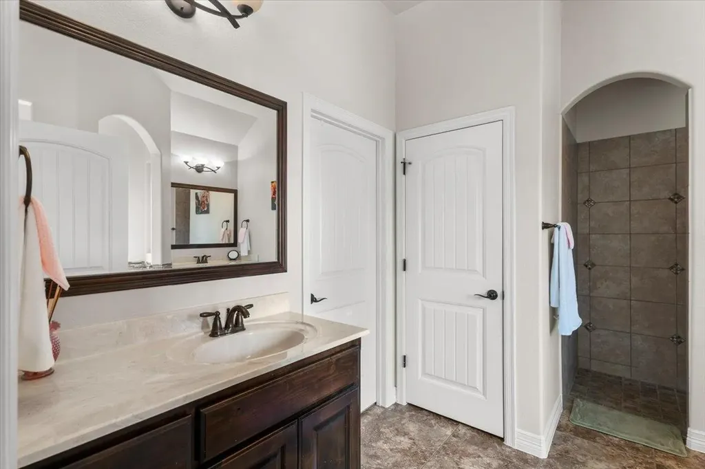 601 Pheasant Meadow Liberty Hill TX 78642