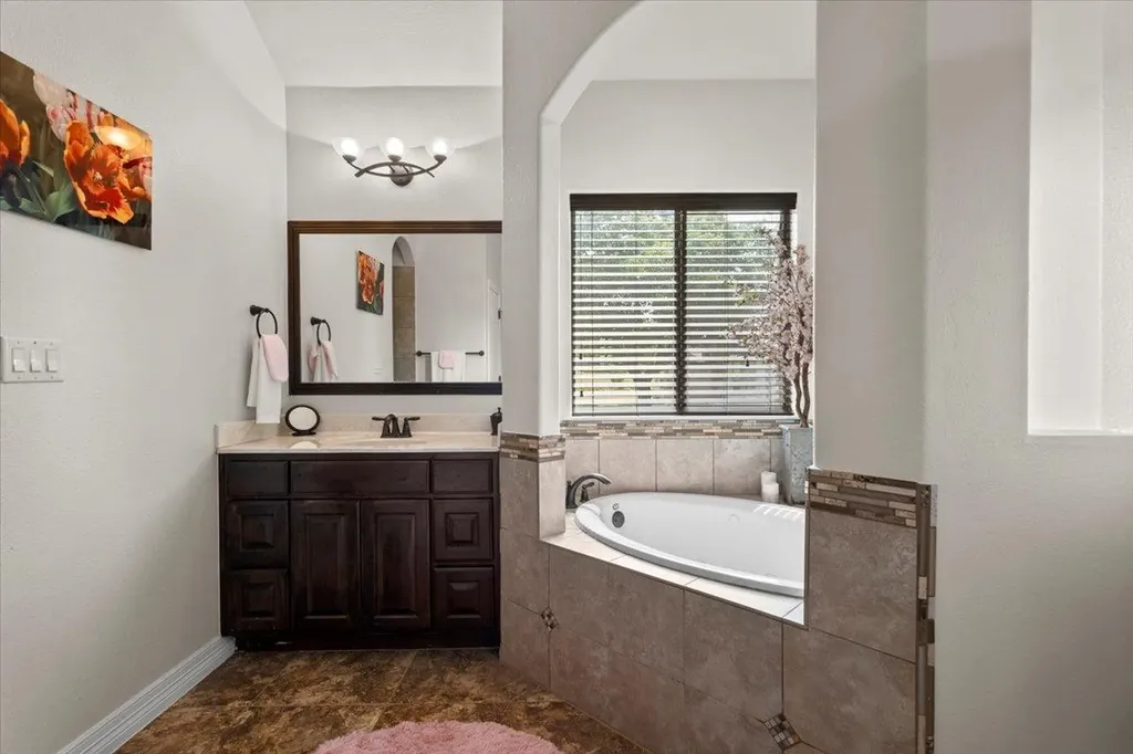 601 Pheasant Meadow Liberty Hill TX 78642