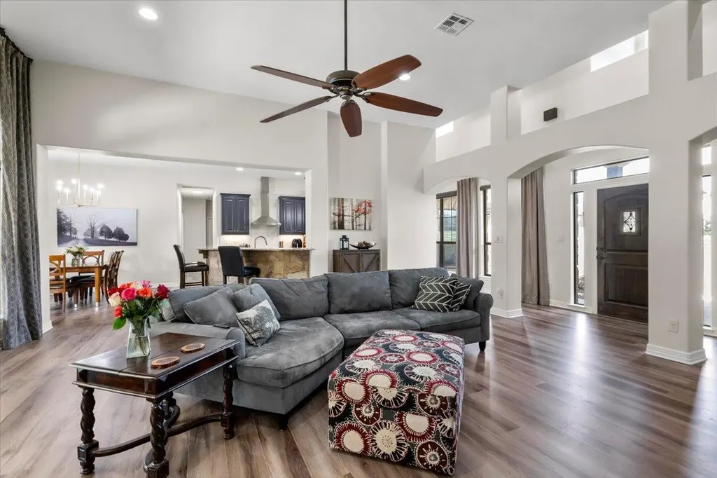 601 Pheasant Meadow Liberty Hill TX 78642