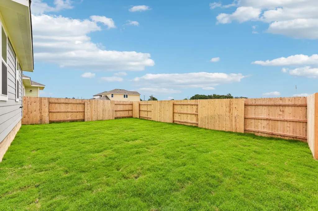 501 Rear Boot Way Liberty Hill TX 78642