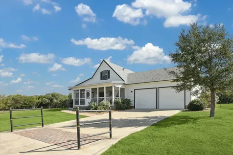 5100 Jaeger Road Burton TX 77835