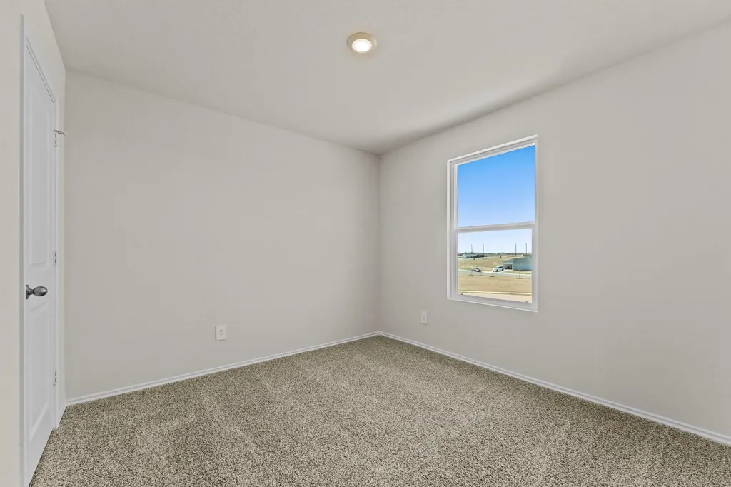 2203 Lionheart Drive Luling TX 78648
