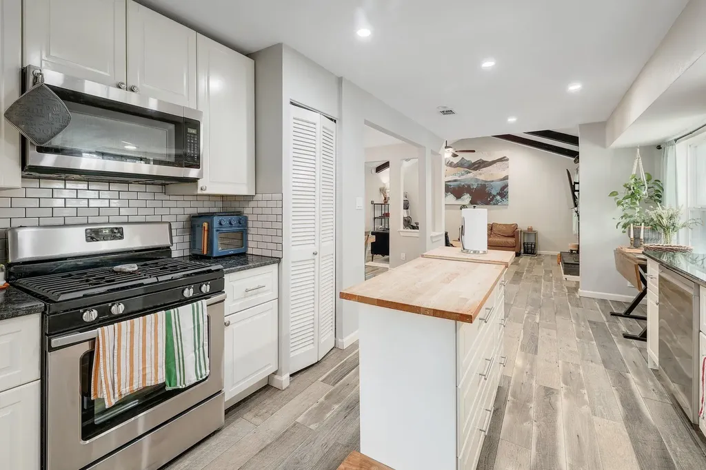 3100 Lynridge Drive Austin TX 78723