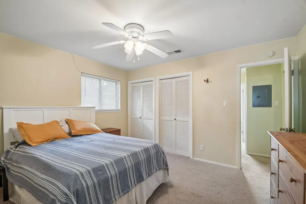 5409 Hunters Glen Austin TX 78745