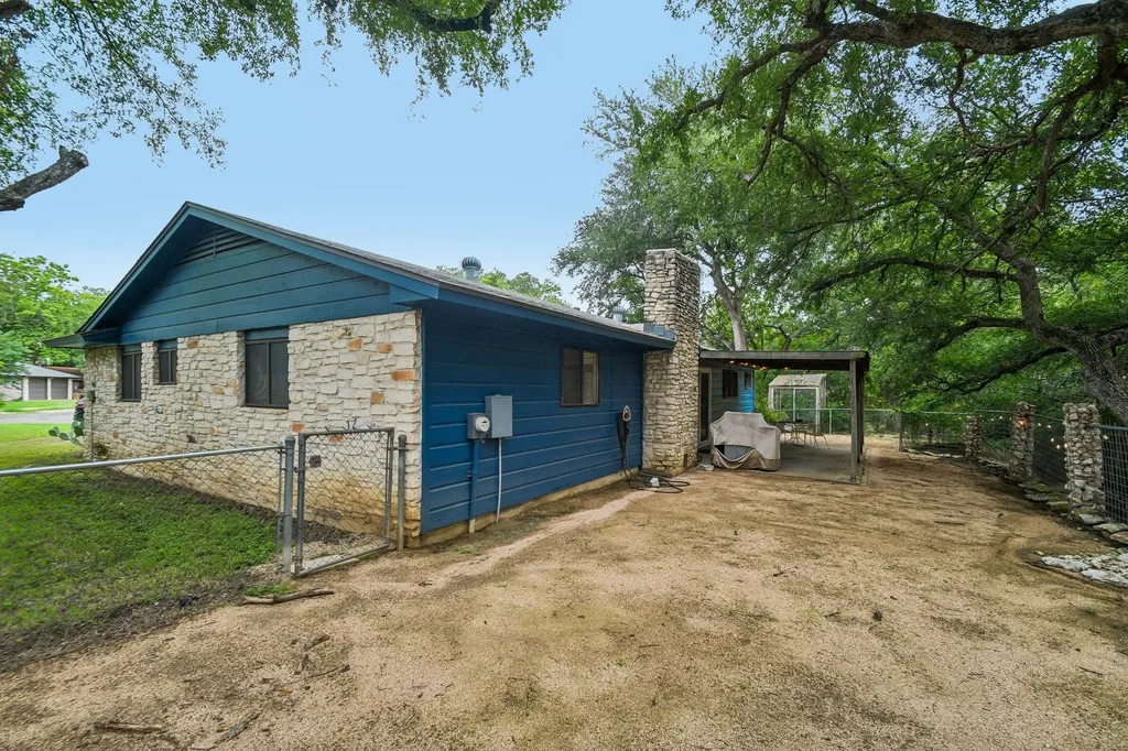 5409 Hunters Glen Austin TX 78745