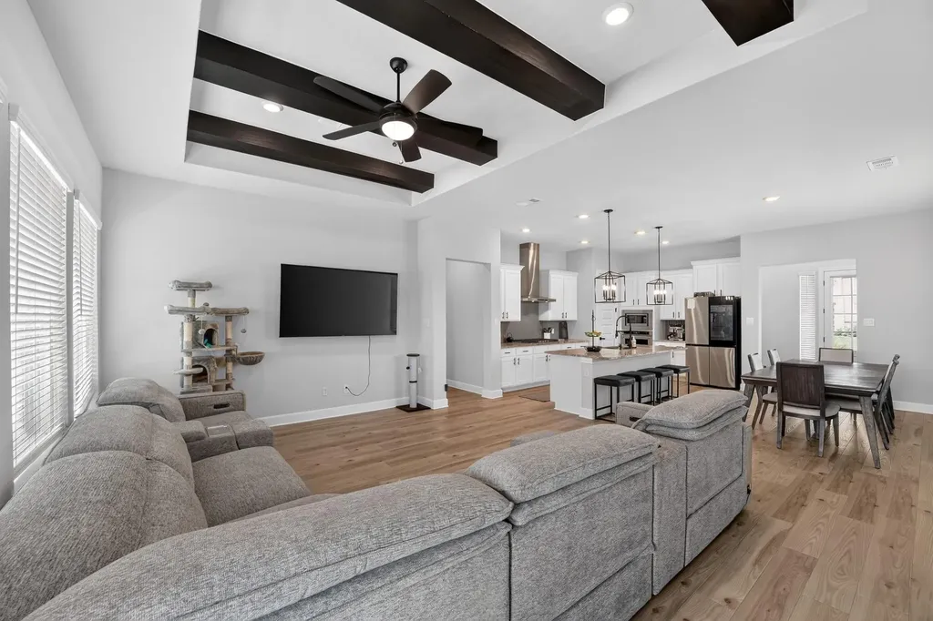 17817 Clairess Lane Manor TX 78653