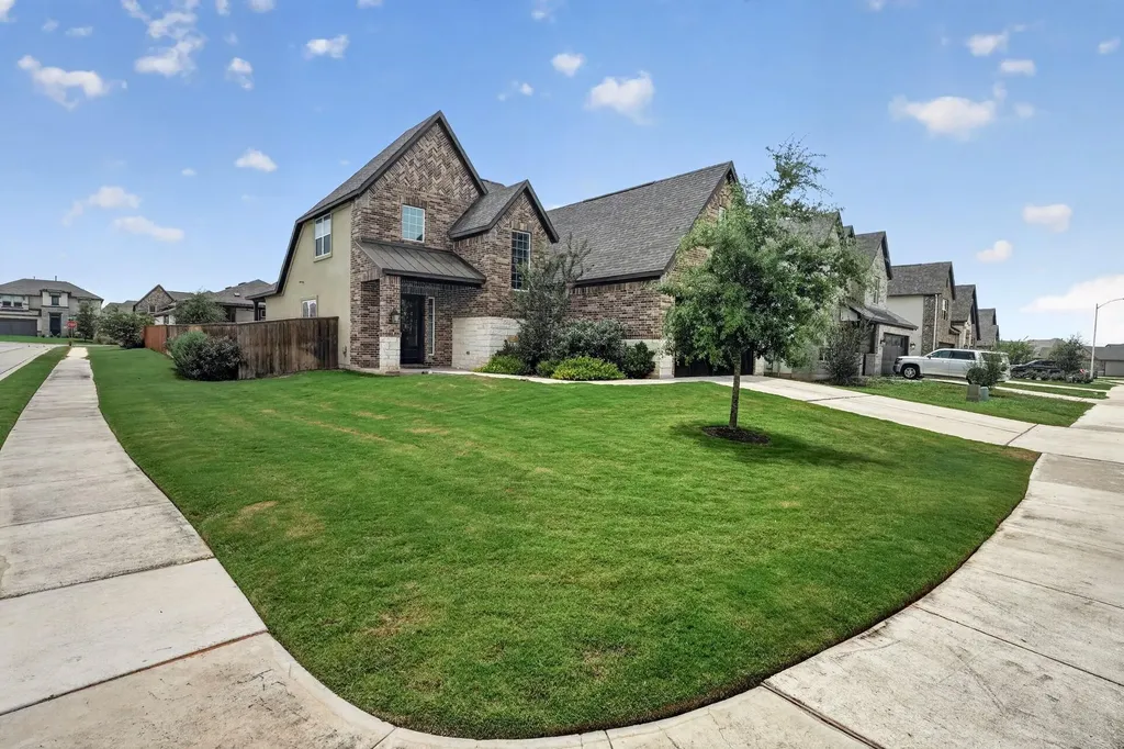 17817 Clairess Lane Manor TX 78653