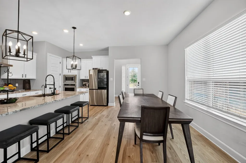 17817 Clairess Lane Manor TX 78653