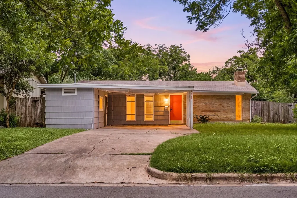 Austin TX, 2802 Perry Lane