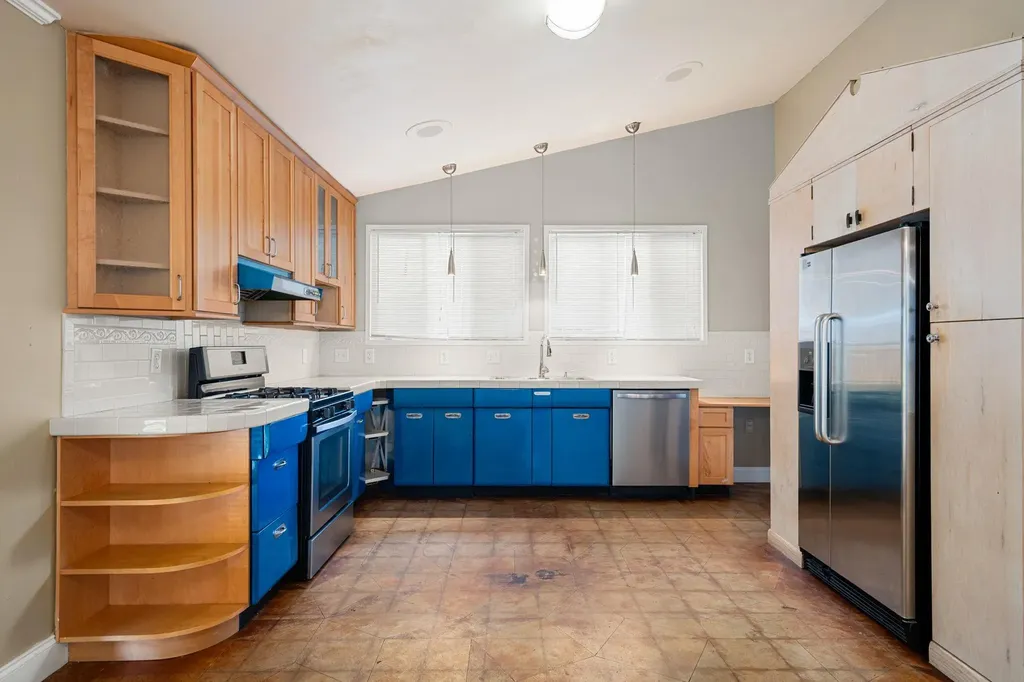 2802 Perry Lane Austin TX 78731