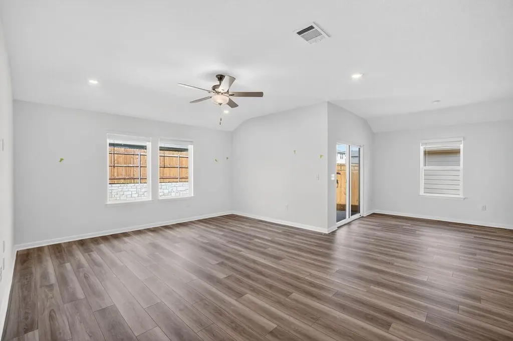 14100 Axel Johanson Drive Del Valle TX 78617