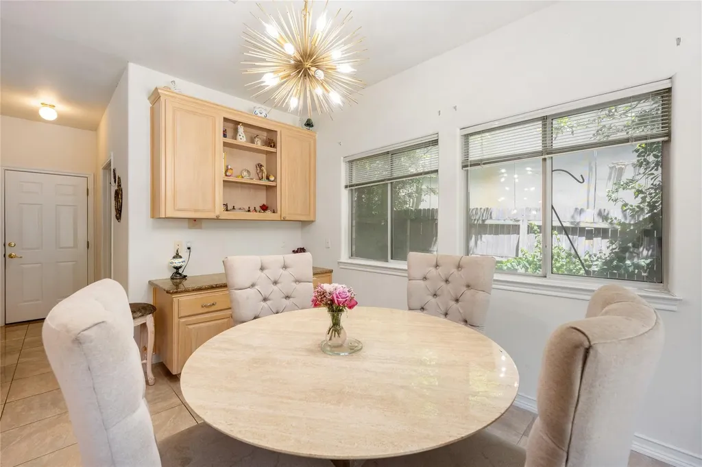 6707 Winnipeg Cove Austin TX 78759