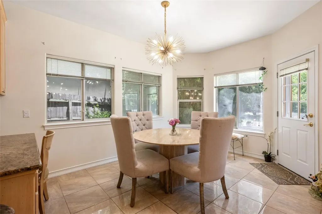 6707 Winnipeg Cove Austin TX 78759