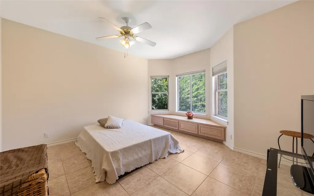 6707 Winnipeg Cove Austin TX 78759