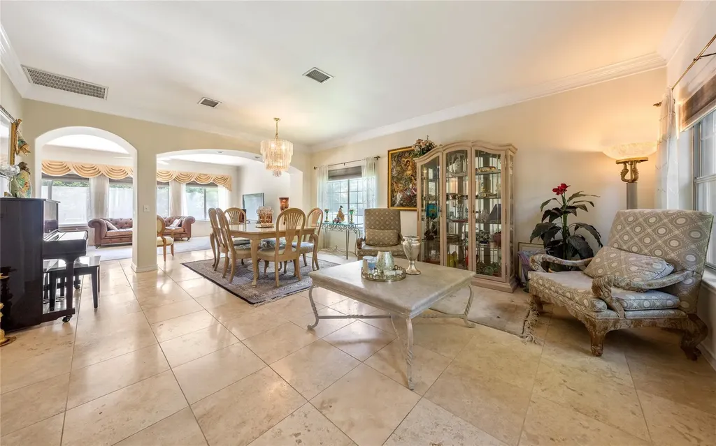 6707 Winnipeg Cove Austin TX 78759