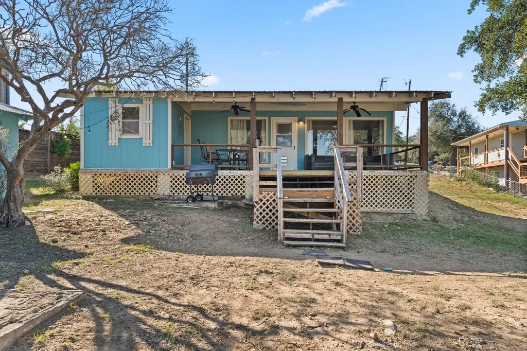 1327 Lake Shore Drive Spicewood TX 78669