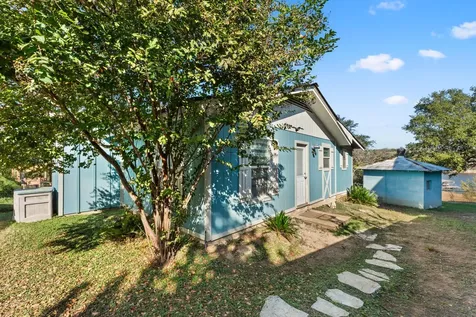 1327 Lake Shore Drive Spicewood TX 78669