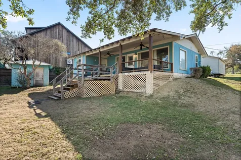 1327 Lake Shore Drive Spicewood TX 78669