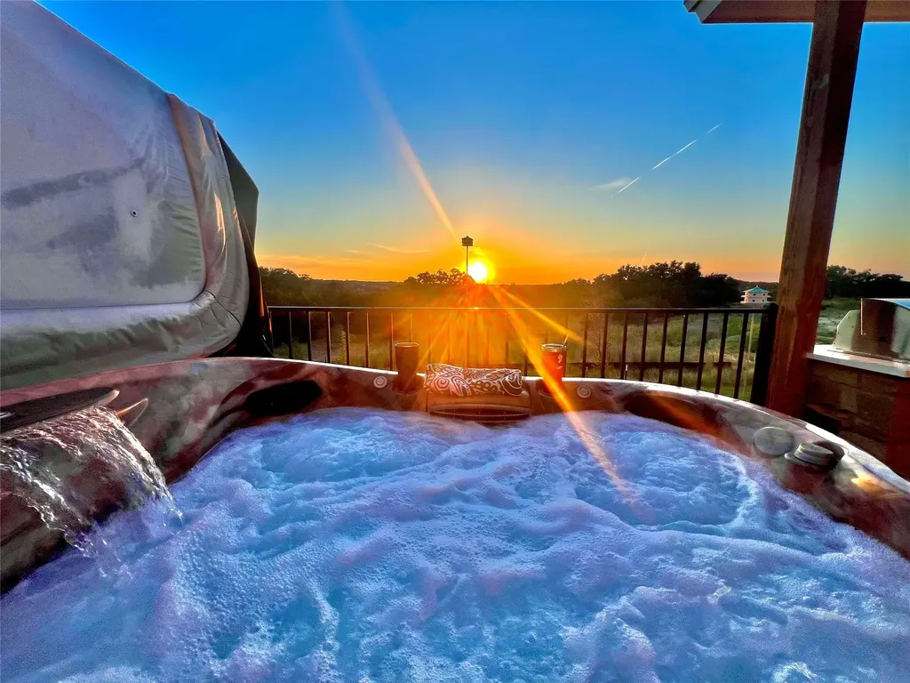2108 Patriot Drive Lago Vista TX 78645
