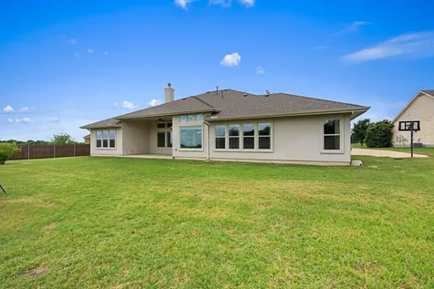 117 Cavalier Cove Hutto TX 78634